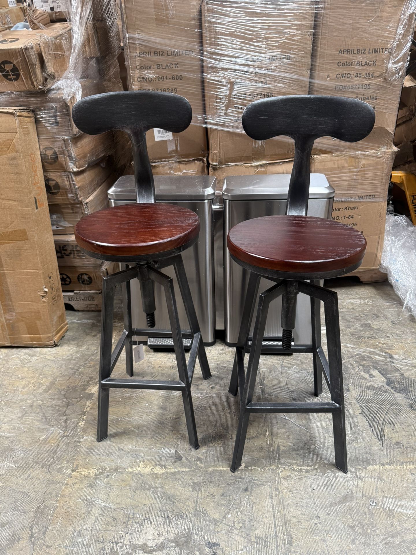 Set of 2 Industrial Bar Stools Counter Height Adjustable 25.6-30.5inch Vintage Dining Stool Coffee Chair Swivel Wooden Seat Metal Backres