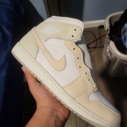 Jordan 1 Mid White Guava Ice-Sea Glass
