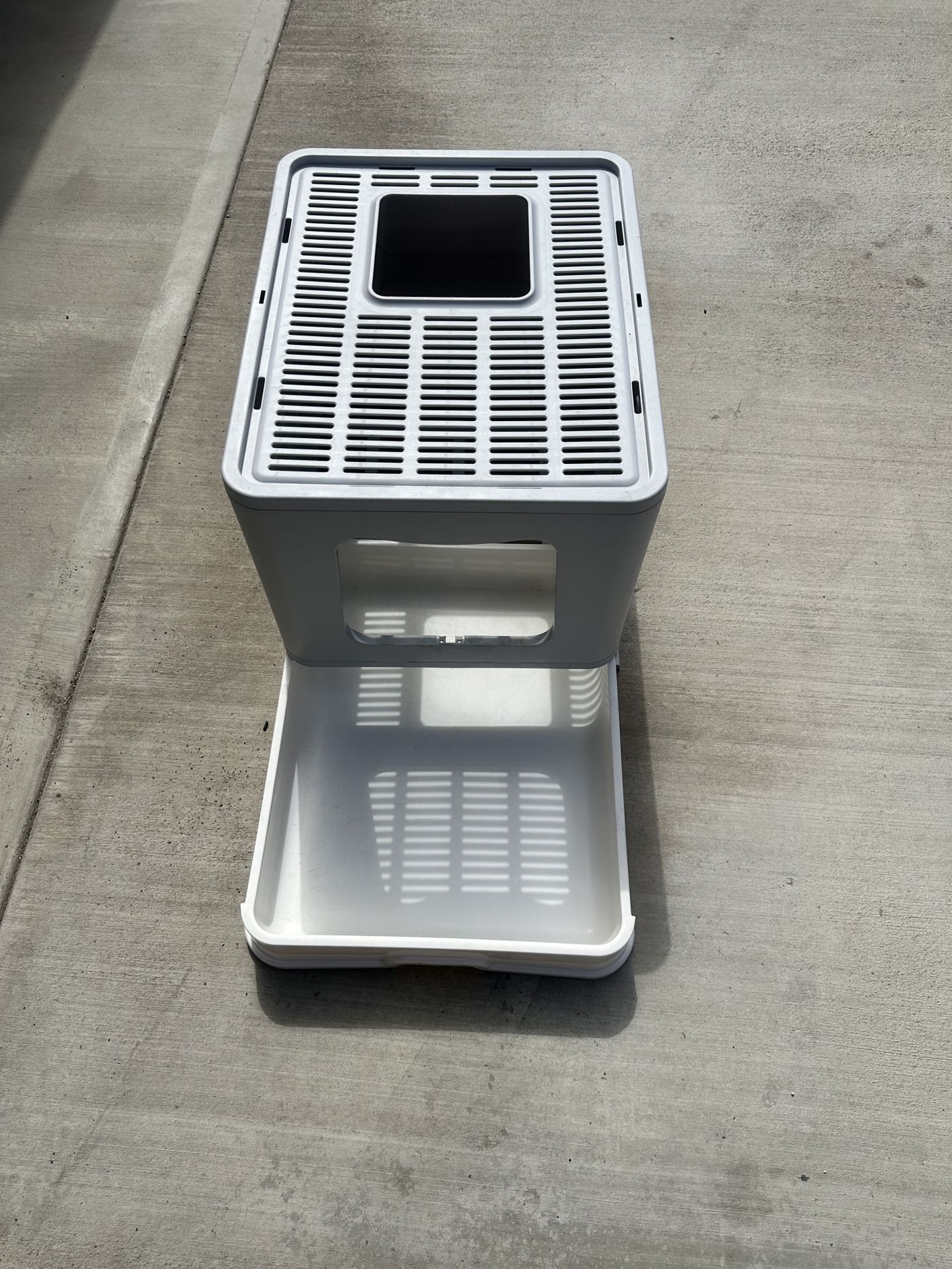 Cat Litter Box