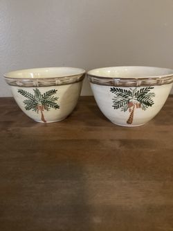 Two Cereal/Soup Bowls By Home Trends