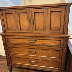 Wood Dresser