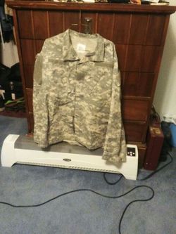 Army shirt BDU.