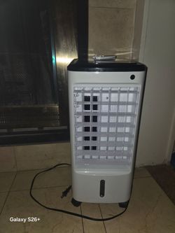 New 22"H Ventilador de Aire frio