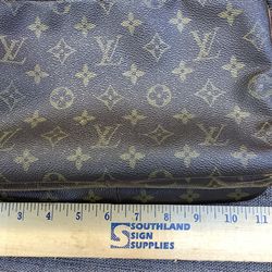 LOUIS VUITTON BLOIS BAG - Authenticated 10/10 Condition for Sale in  Huntington Beach, CA - OfferUp