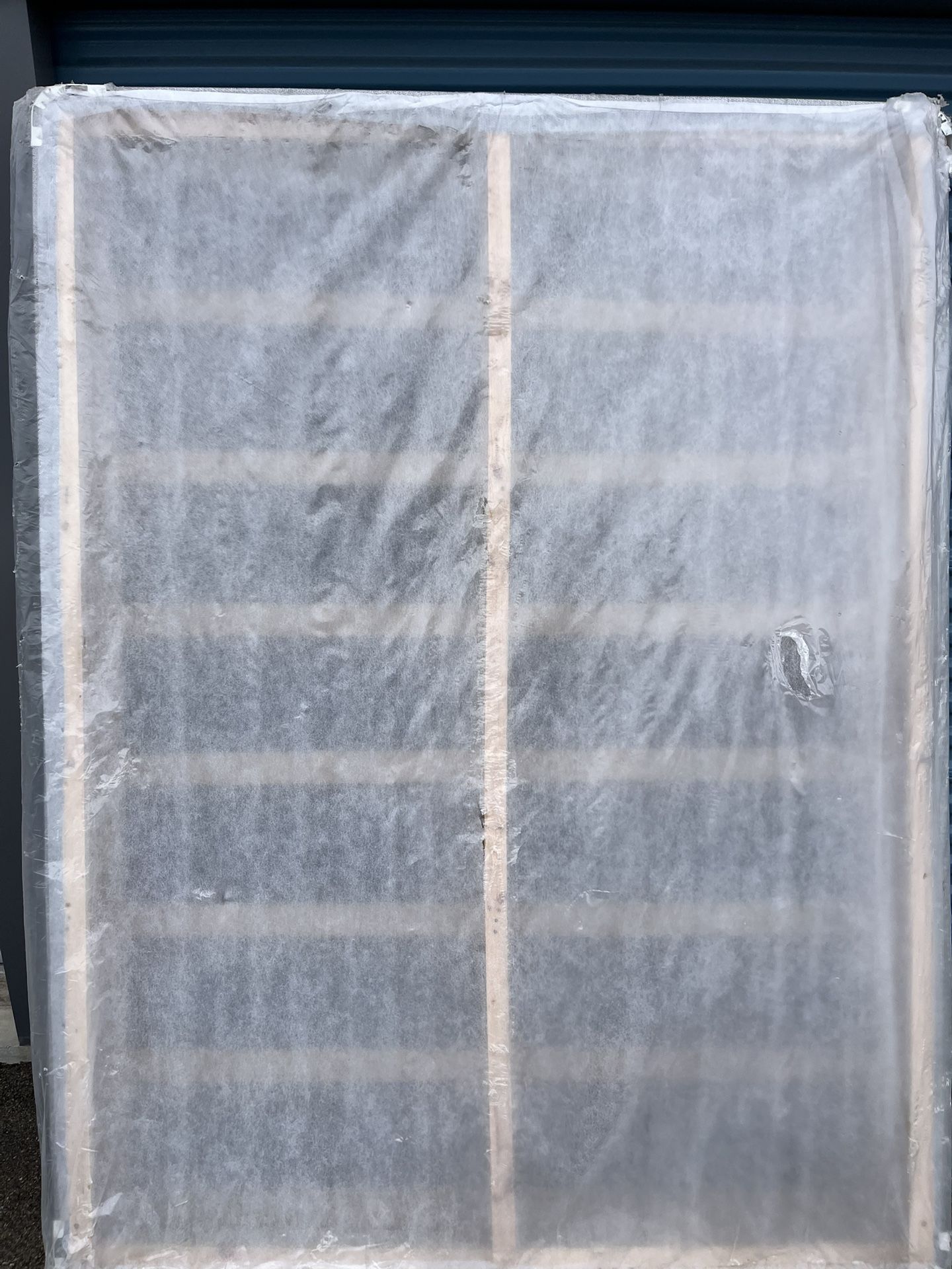 Queen mattress & Box spring Set