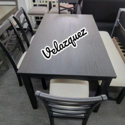 ✅️✅️(6 pc  Grey finish wood dining table set grey padded seat chairs and bench✅️✅️✅️