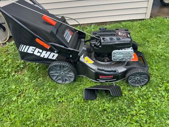 Echo Self Propelled Mower 190cc With 21” Cut. Bag, Side Chute. Like New