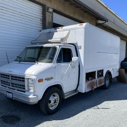 1 ton vans for deals sale