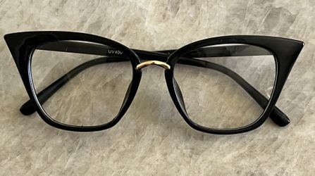 Black Eyeglass Frames