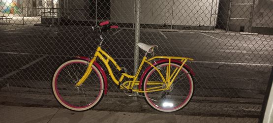 Women's 26. Beach cruiser