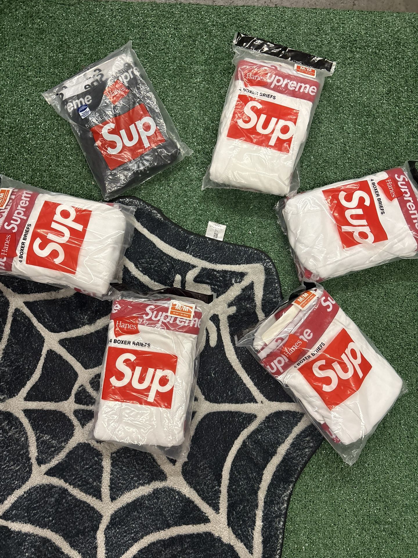 Supreme Socks/Drawls