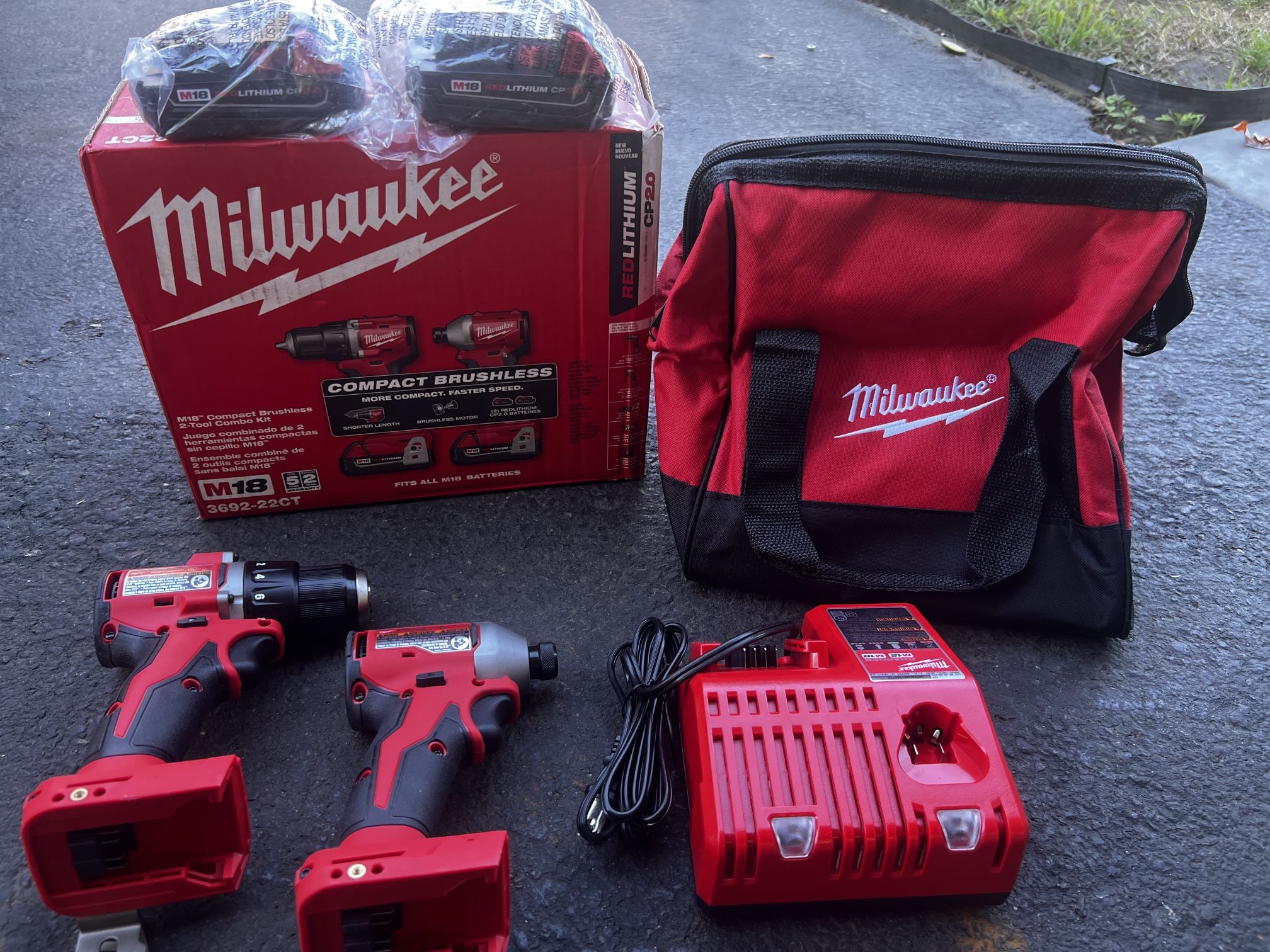 MILWAUKEE DRILL/IMPACT M18 18V Lithium-Ion Brushless Cordless Compact Drill/Impact Combo Kit (2-Tool) w/(2) 2.0 Ah Batteries, Charger & Bag