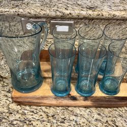 Set Six  Tall Plastic Cups And Plastic Pitcher 