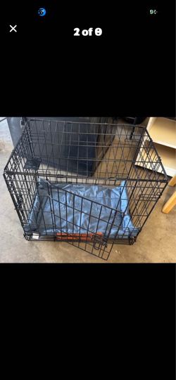 Dog crate 17X23.5X19 NO TRAY $15 Gilbert and Ray rd. Check all pics and offers.