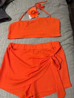 Karol G outfit