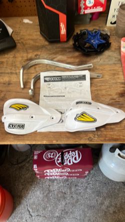 Cycra probend hand guard