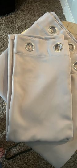 4 - 48"x72" grommet grey panels