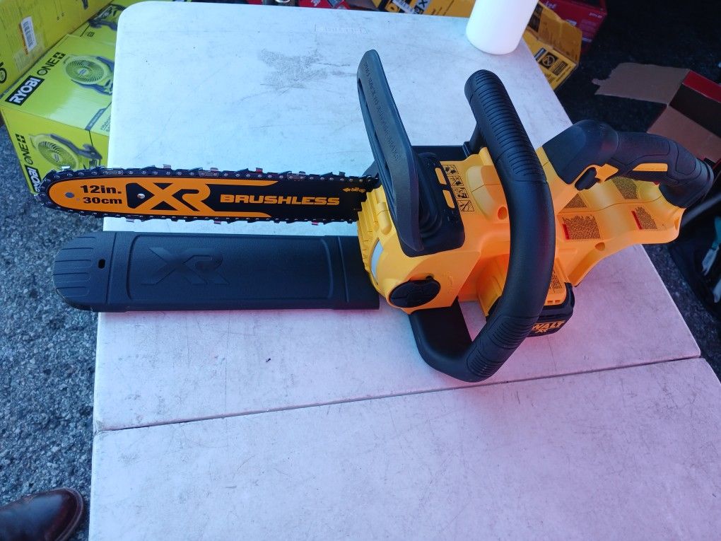 Moto Sierra Dewalt 20v Brushless XR De 12 Pulgadas Solo Herramienta 