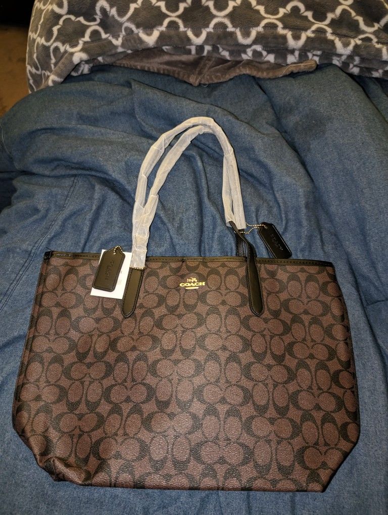 New Coach Tote