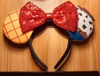 Toy Story-themed Minnie Mouse headband Woody and Jessie