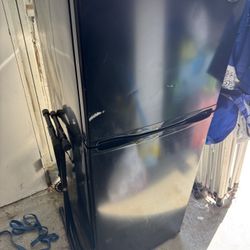 Refrigerator Apartment Size 