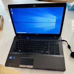 Toshiba P775-S7375 17” Laptop Core i7 Laptop