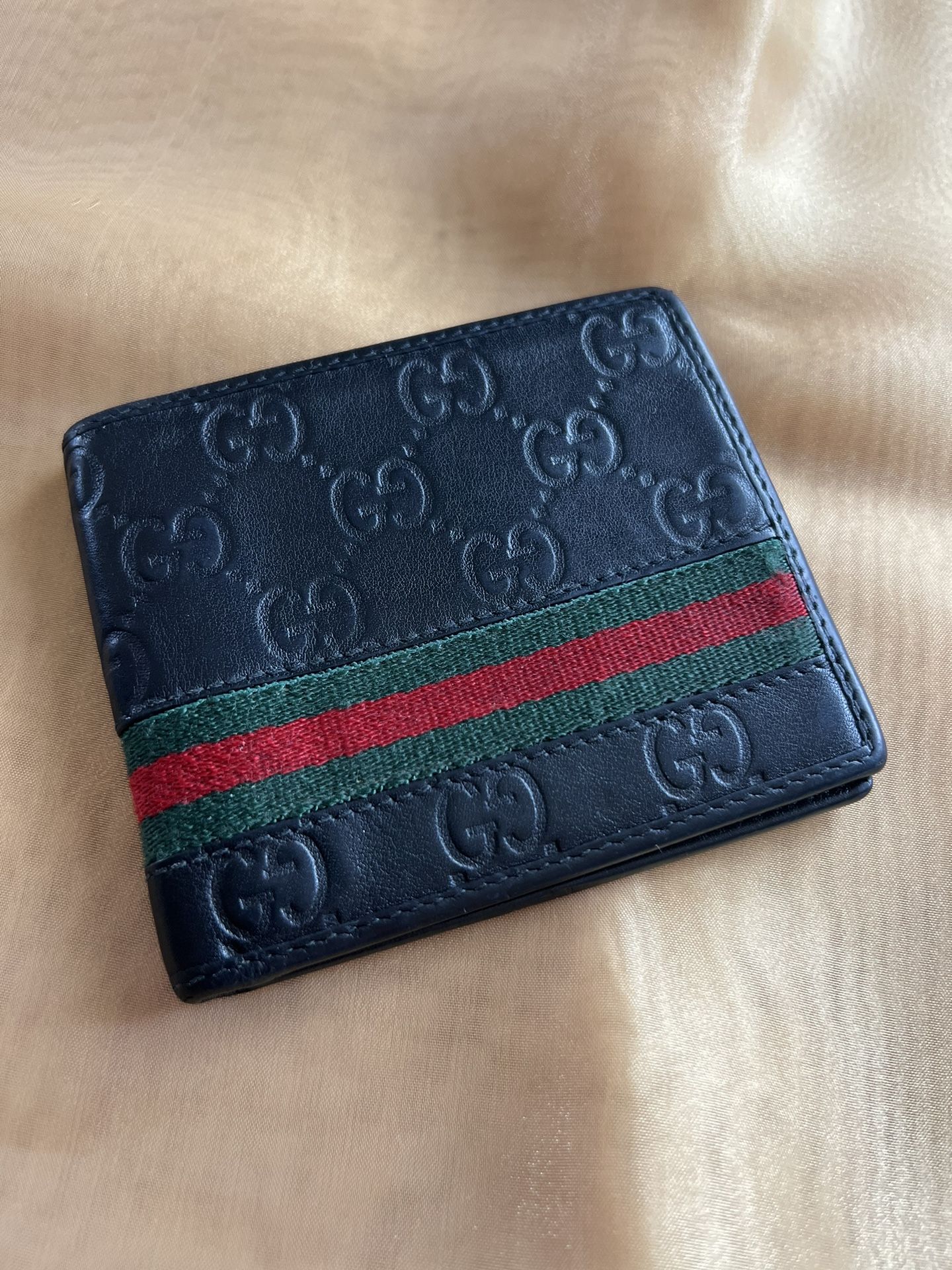 GUCCI - Men’s Black Guccisima Web Bi-fold Wallet