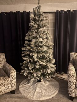 6 1/2 Foot Christmas Tree
