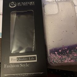 Nice IPHONE 14 Case 6.2” And Screen Protector