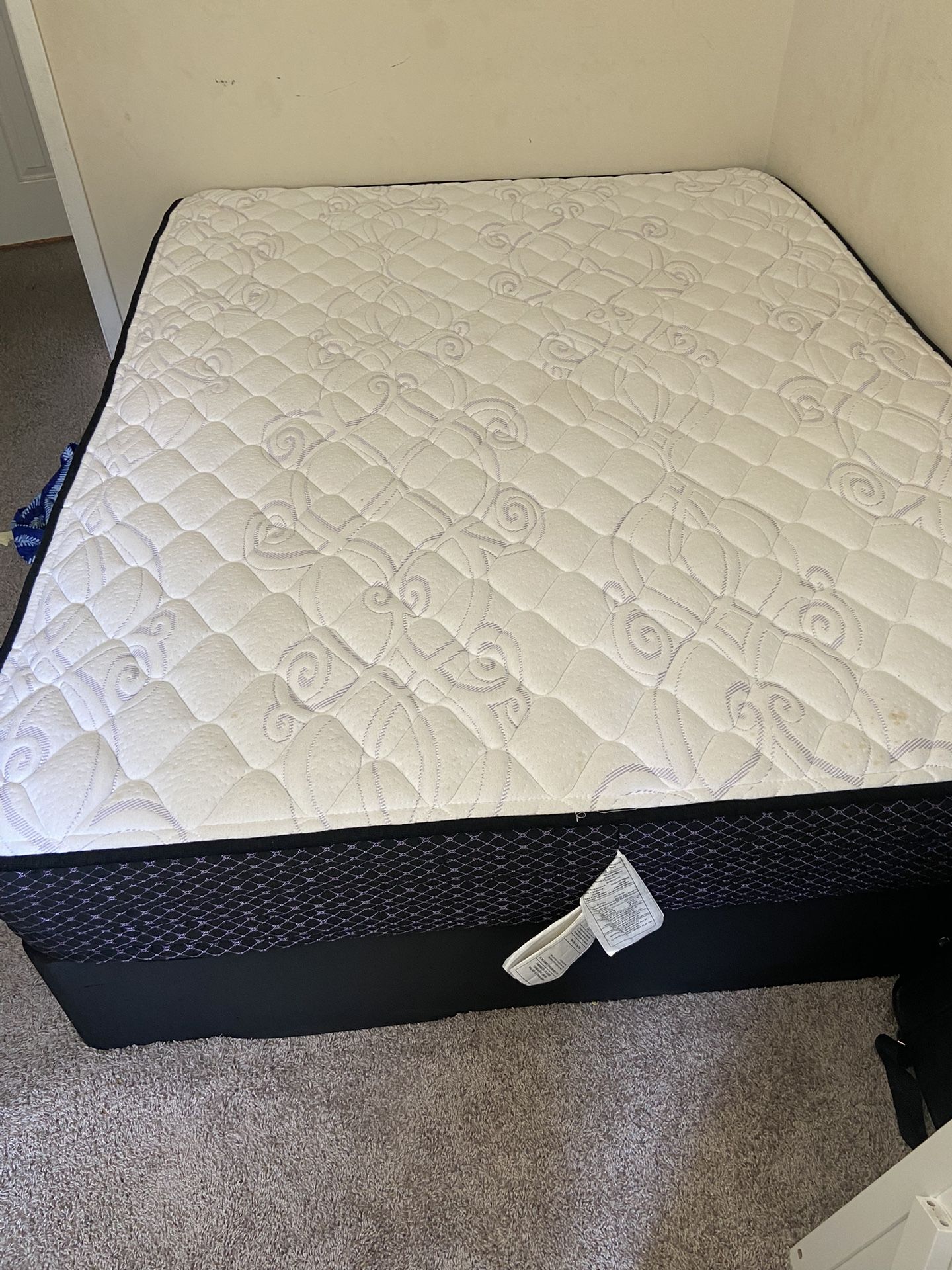 Mattress And boxspring