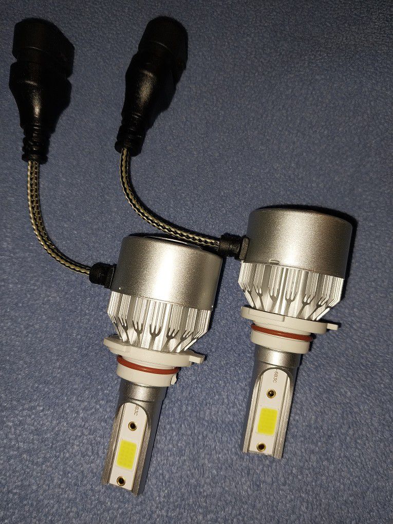 Headlight Bulb Set