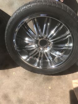 Ringnes y llantas son 22