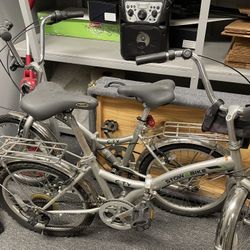 Folding bikes