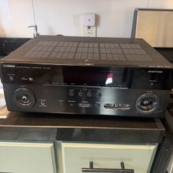 Yamaha AVENTAGE RX-A740 AV Receiver
