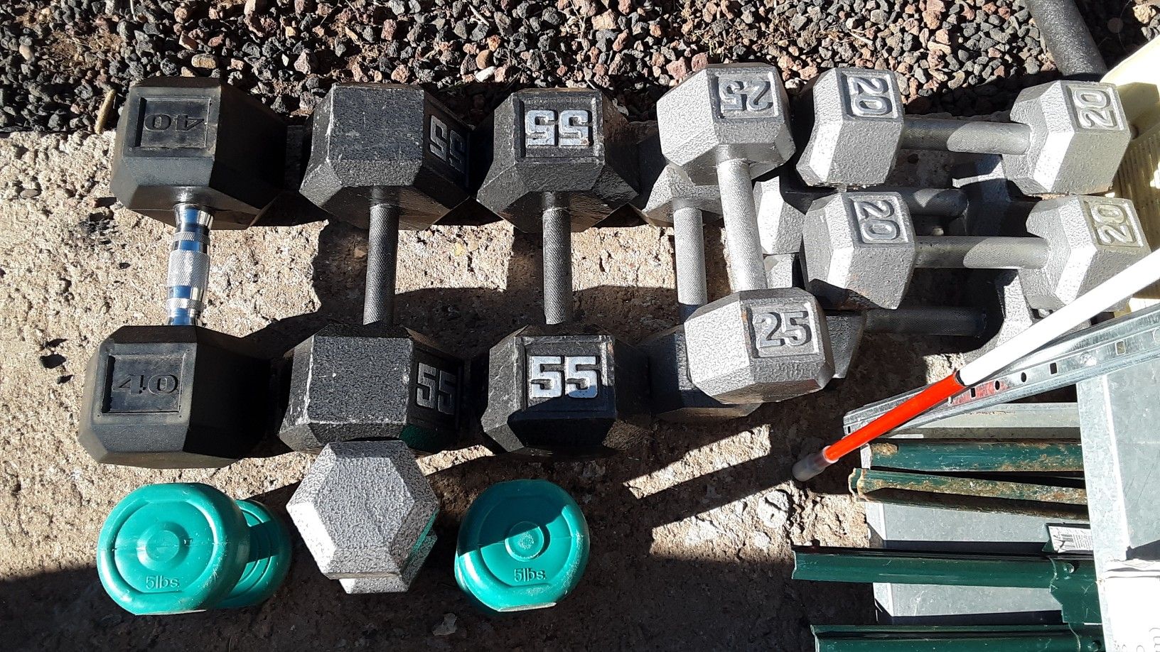 Dumbbell type weights
