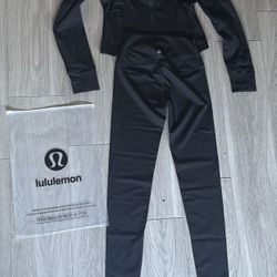 Black Lululemon Defined Matching Set
