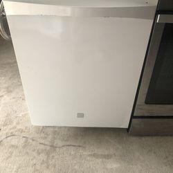 Kenmore White Dishwasher 