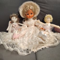 Beautiful Vintage 18" Doll