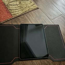 iPad Pro 11” 64GB WI-FI USB-C!! READ DESCRIPTION PICK UP ONLY NO TRADE ONLY CASH 💵 FIRM ON PRICE 