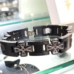  MENS TRITON BLACK POLISHED CROSS BRACELET