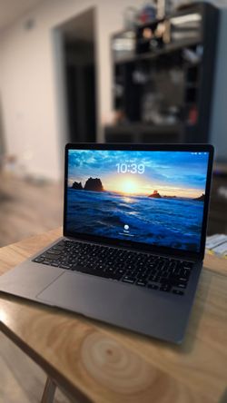 Apple Macbook Air 2020 (Model A2337)