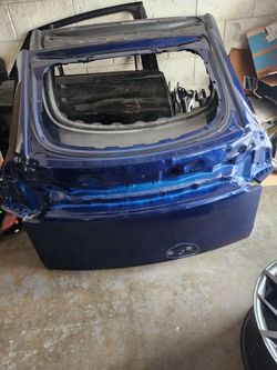 2026 Tesla Model Y Juniper Tailgate Liftgate Oem