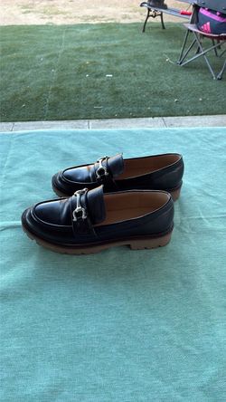 Journee Loafers