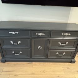 Solid Wood Credenza/Dresser/TV Stand