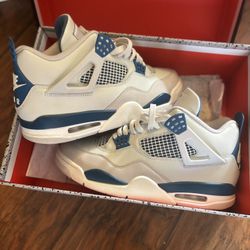 Jordan 4 Military Blue