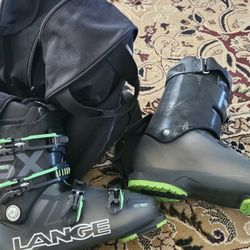 Lange Ski Boots