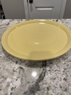 Fiesta. Huge serving platter. Yellow. 15 inches across