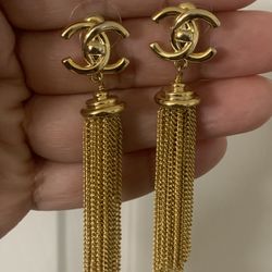 Chan.  El.  Earrings 