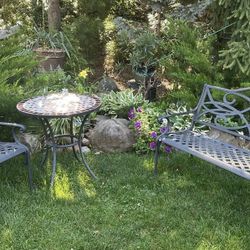 Patio Garden Set (bench, chair +table &covers) 