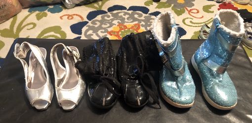 3 Girls’s Shoes ( size 1)